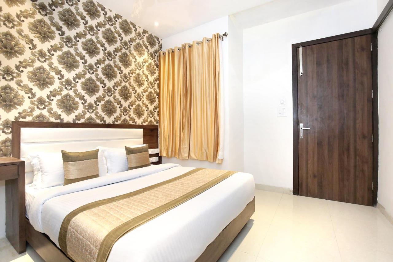 Oyo 11680 Hotel Grand Star Amritsar Buitenkant foto