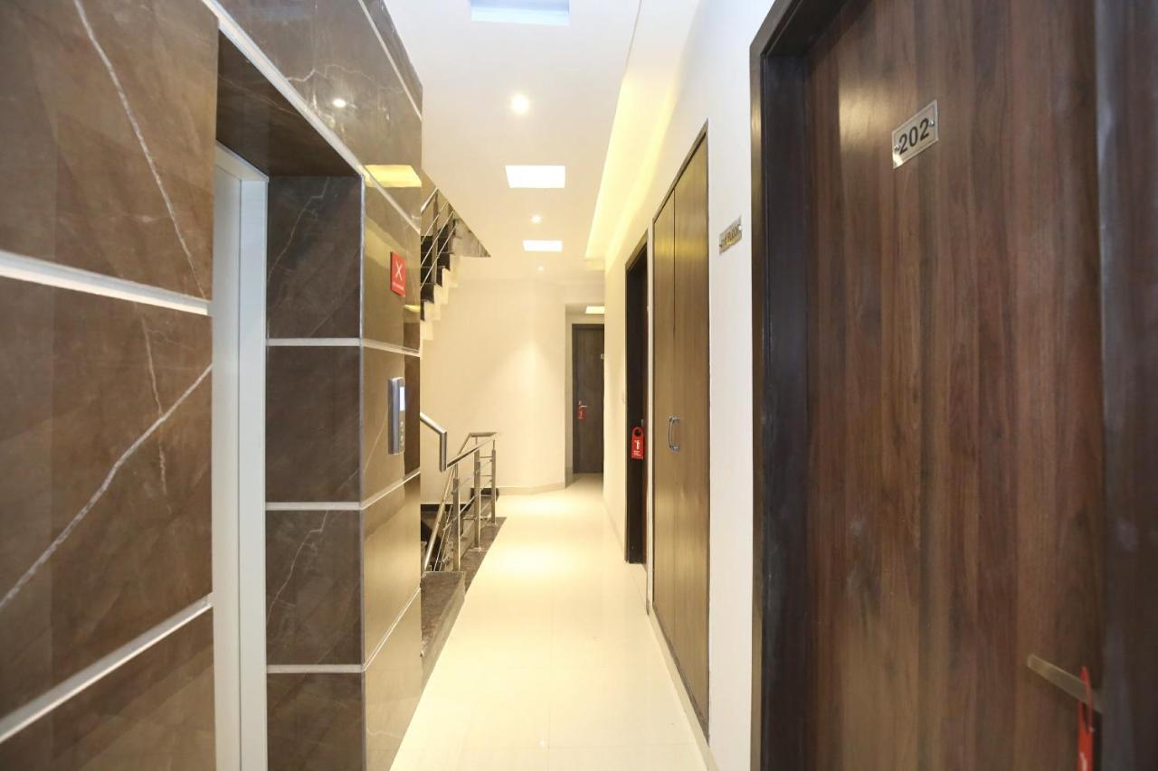 Oyo 11680 Hotel Grand Star Amritsar Buitenkant foto